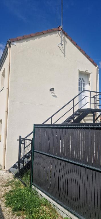 Appartement cosy spacieux parking gratuit en face - 3