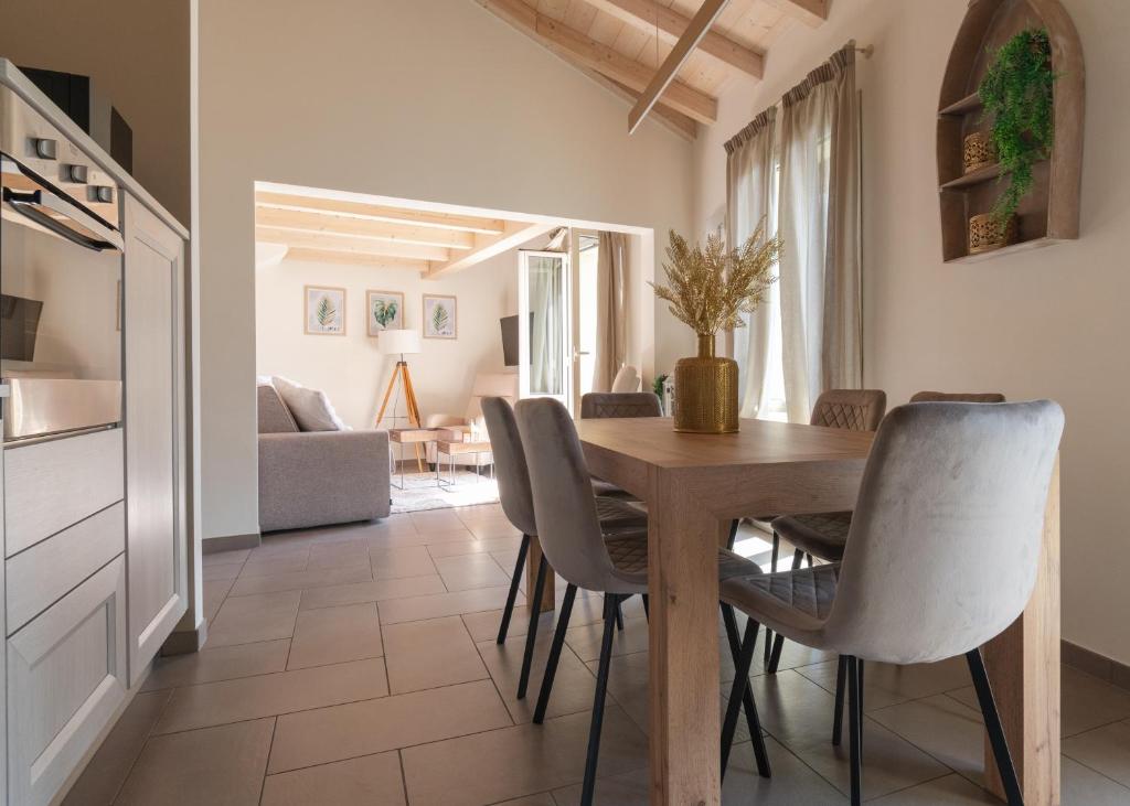 Villa Dolce by Villa Porta Collection - 1