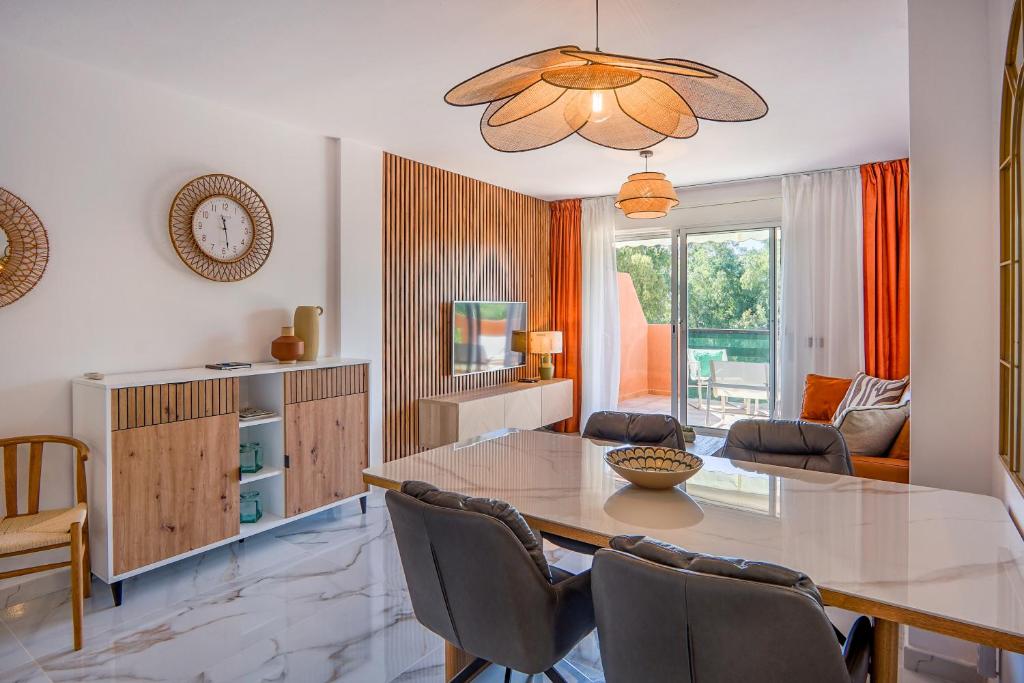 Newly renovated apartment Casares Costa - 2
