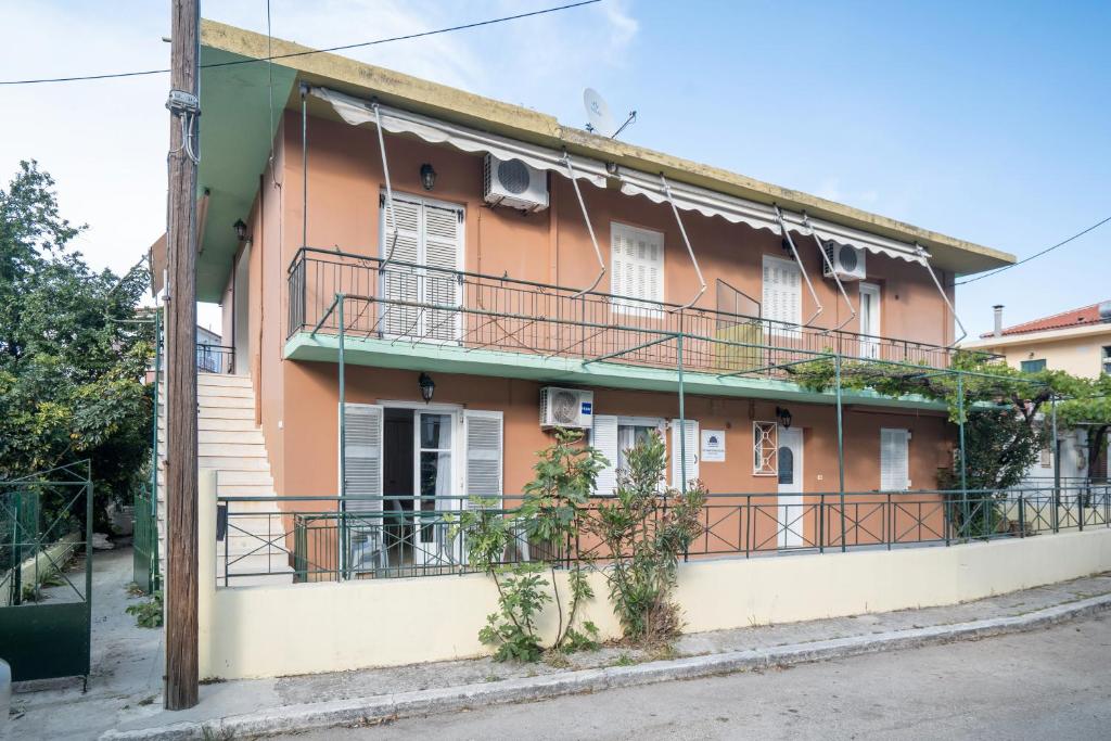 Rooms Grapevine, Póros Kefalonias