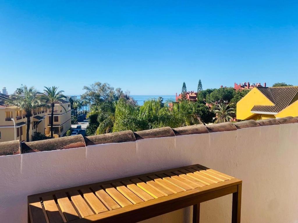 Elviria 2-level Apt Beach-Pool access, fully equipped - 2
