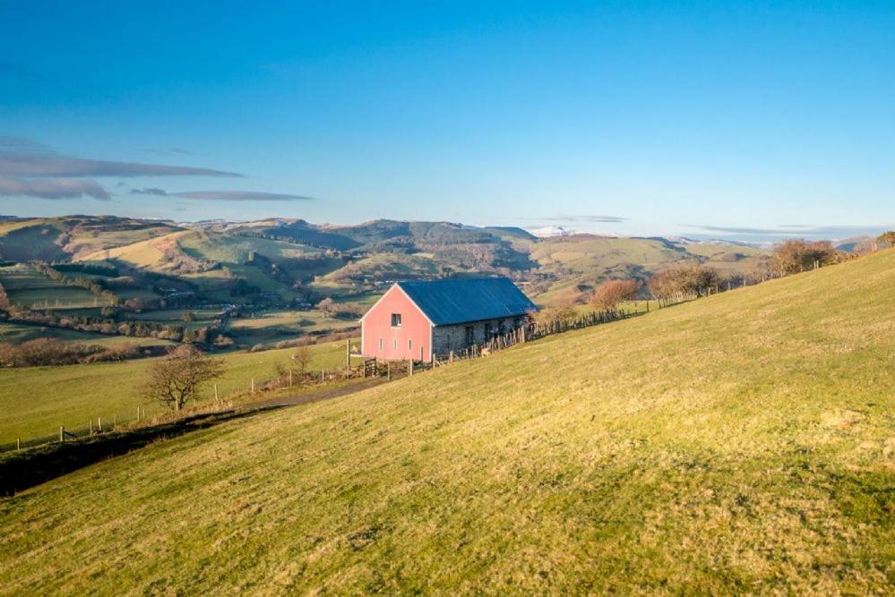 Beudy-Mach, Cemmaes Road