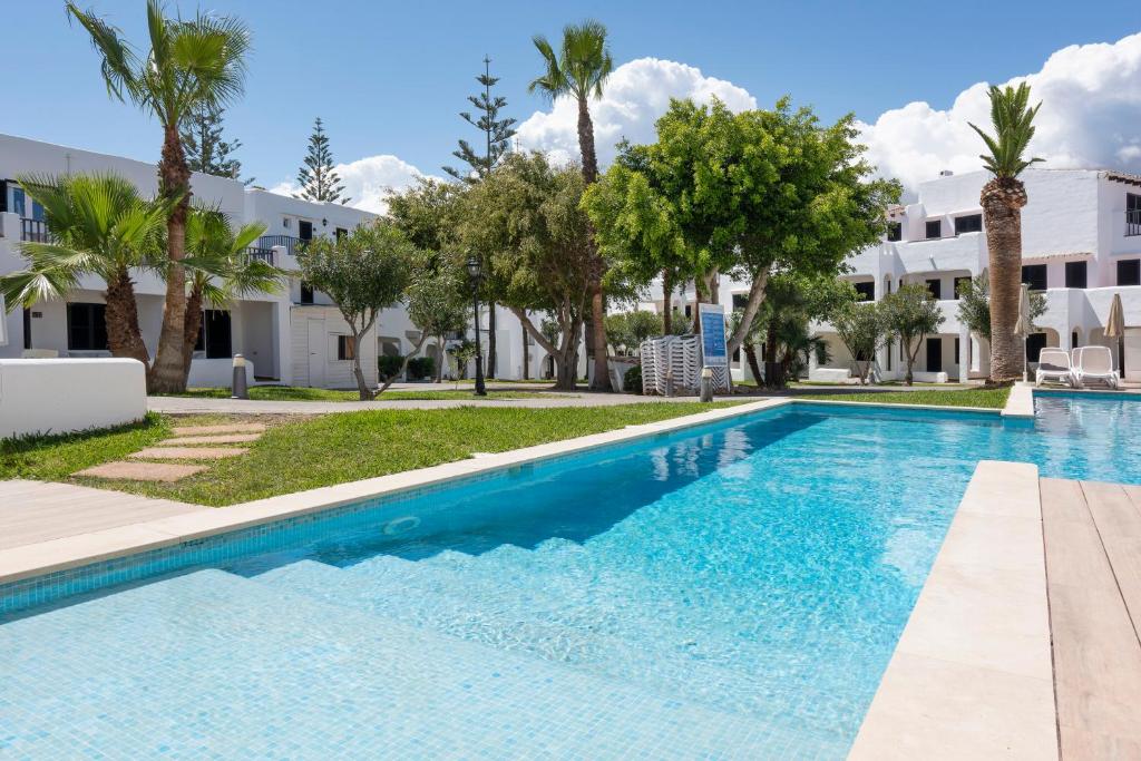 Hotel Palia Dolce Farniente 3 Sup — Swimming pool in Cala d´Or, Balearic Islands