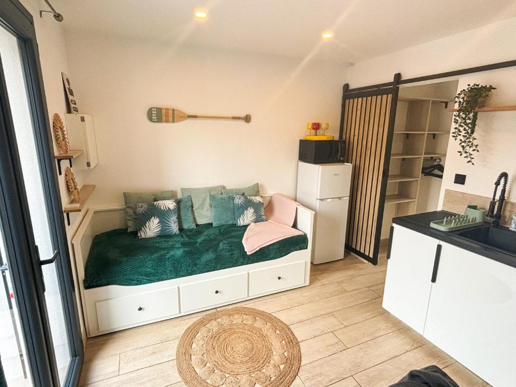 F2/4 pers plage-commerces à pieds-parking privé, Saint-Aygulf