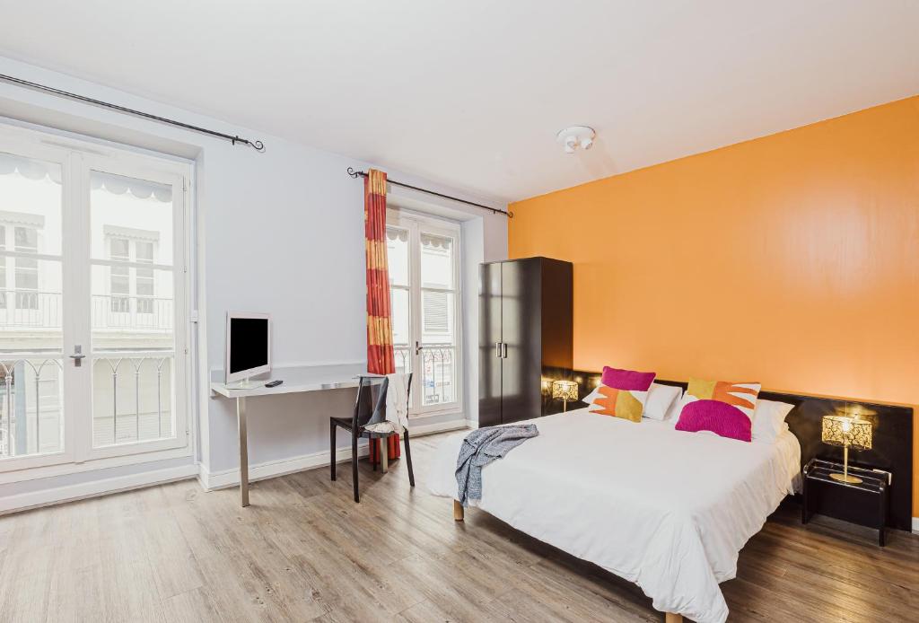Appart Hôtel Avy Baudelaire - Lyon Bellecour - 2