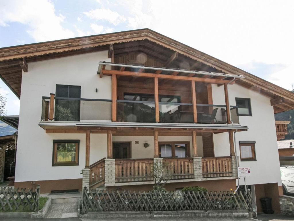 Apartment Manuel by Interhome, Laimach