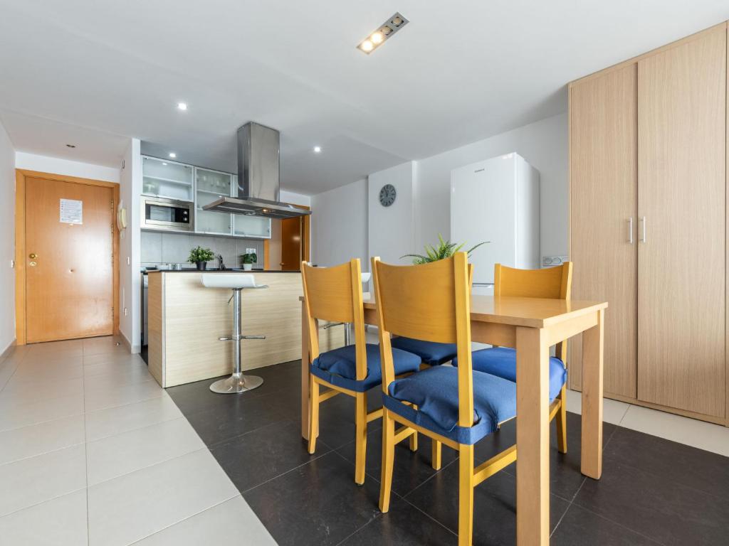 Apartment Voramar-3 by Interhome - 3
