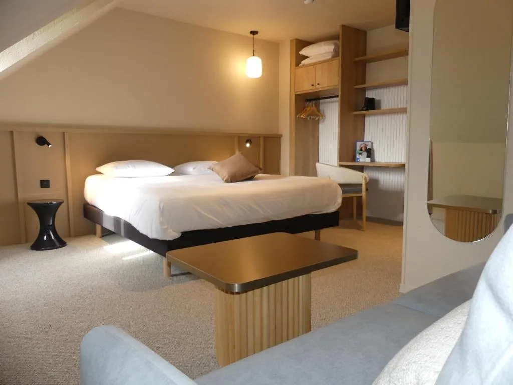 Brit Hotel Confort Alençon，位于阿朗松的酒店