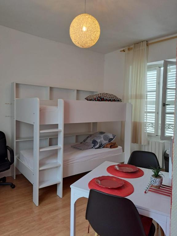 Studio confortable centre ville Poitiers - 1