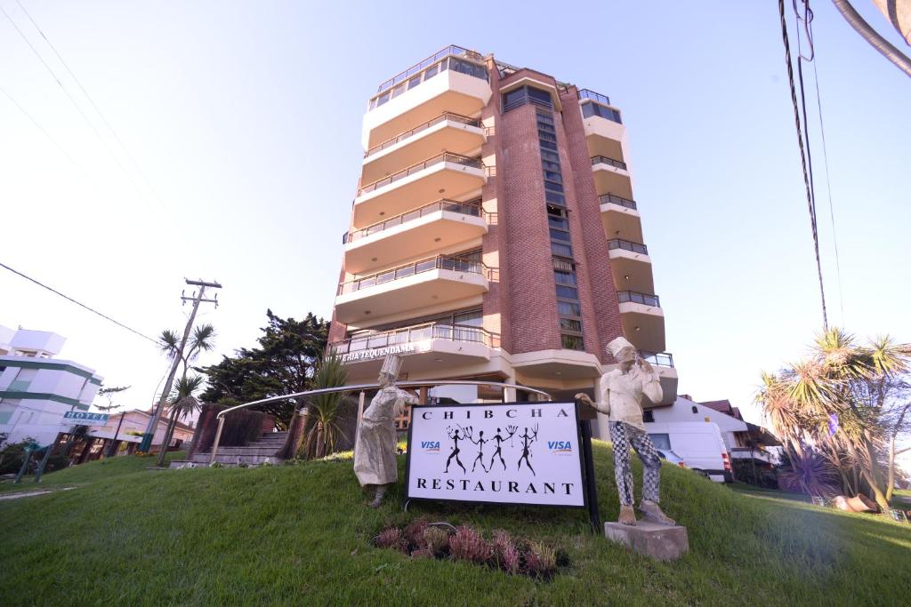 Hosteria Tequendama Classic &amp; Resort — Hotel in Villa Gesell