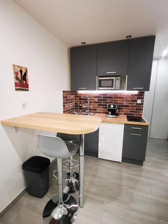 Cozy Studio in Juan les Pins 700m from Beach - 5
