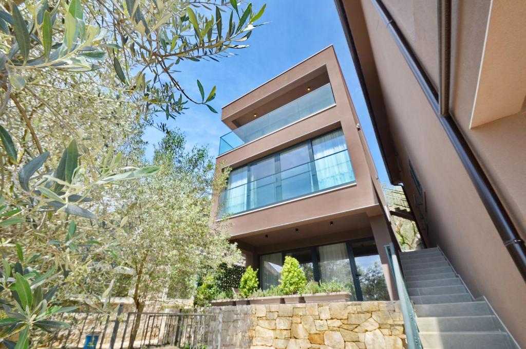 Royal Olive Residence - 2