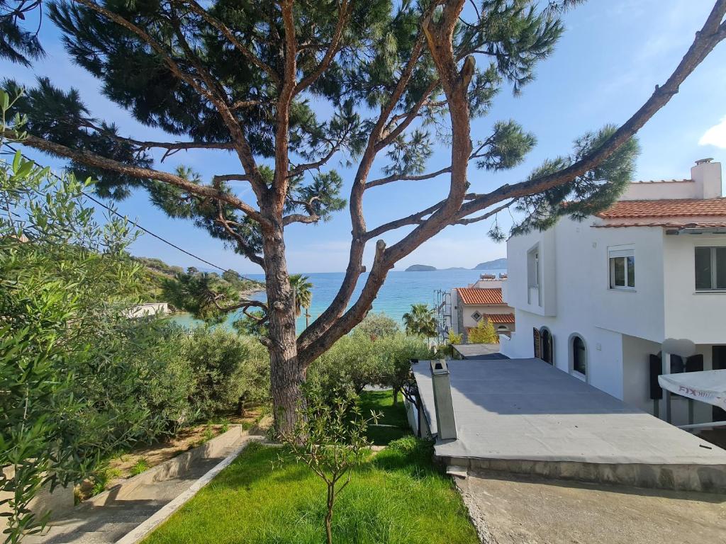 Sunset Palio, Palaio Tsifliki