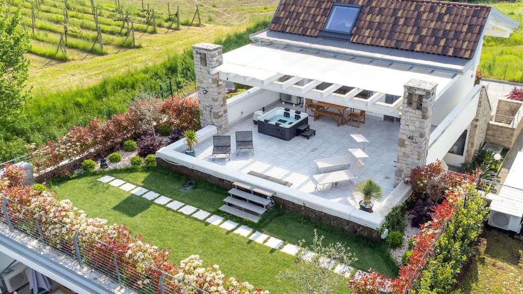 Vasca idromassaggio privata - Gardalake Luxury Penthouse - 5