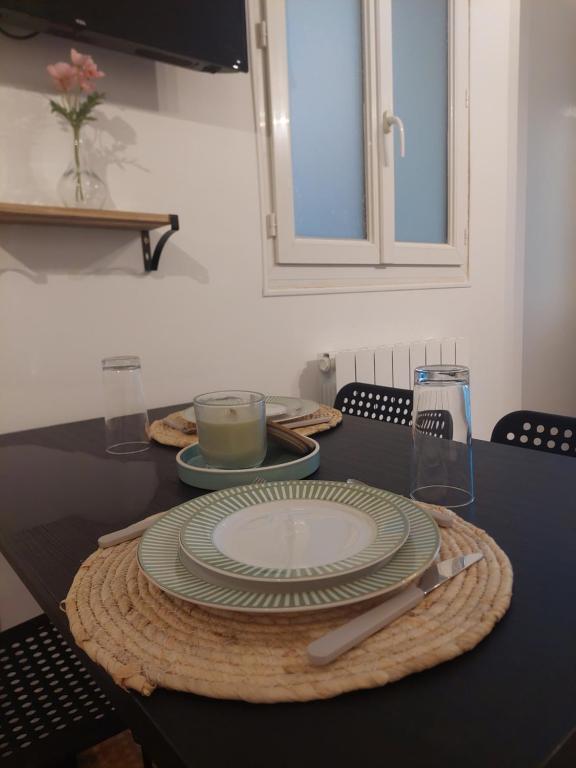 Cozy Studio with Terrace in Rouen - City Center - 4