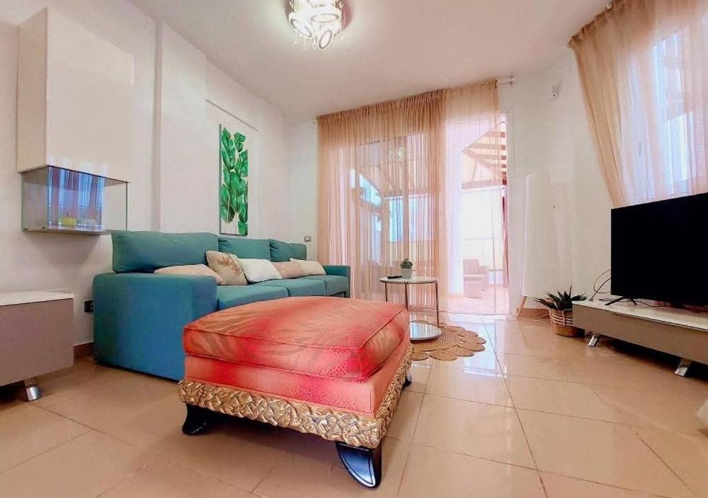 House with a tropical garden, Adeje