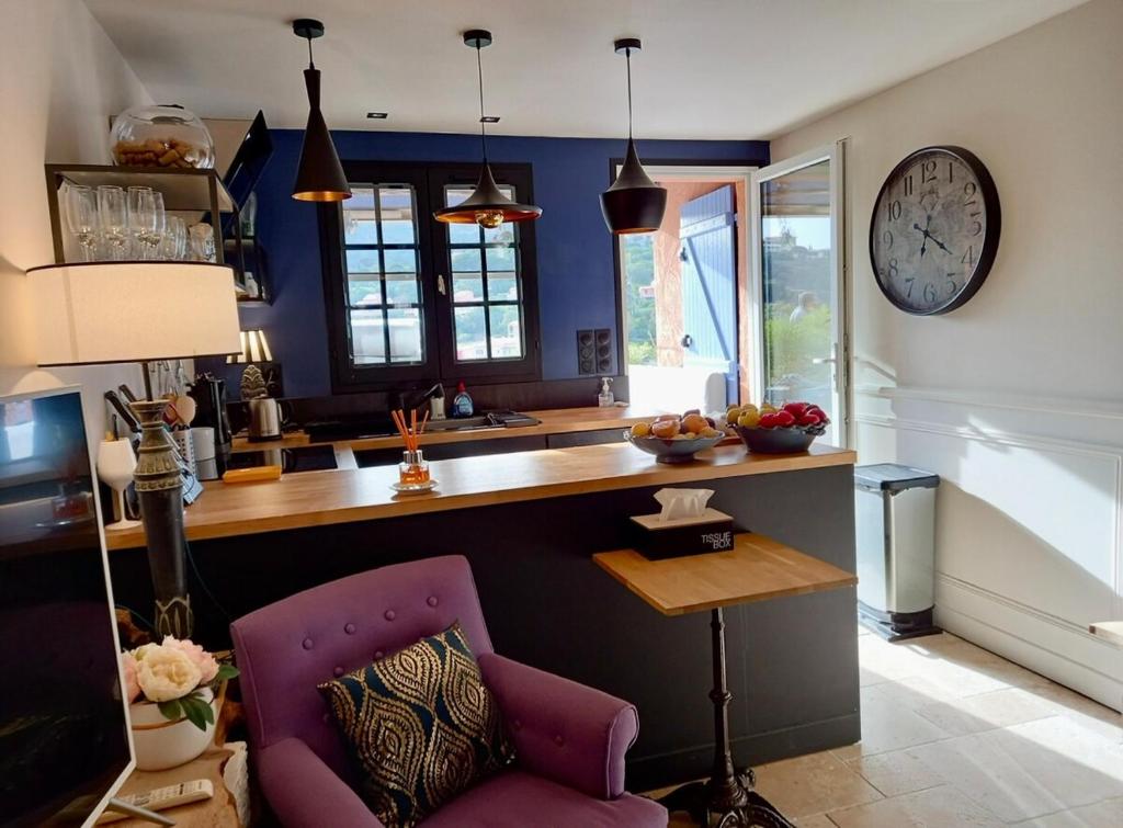 Elegant Duplex, pool and beach - 5