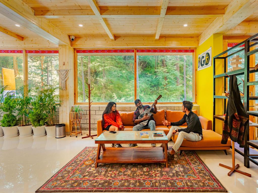 フロント・ロビー