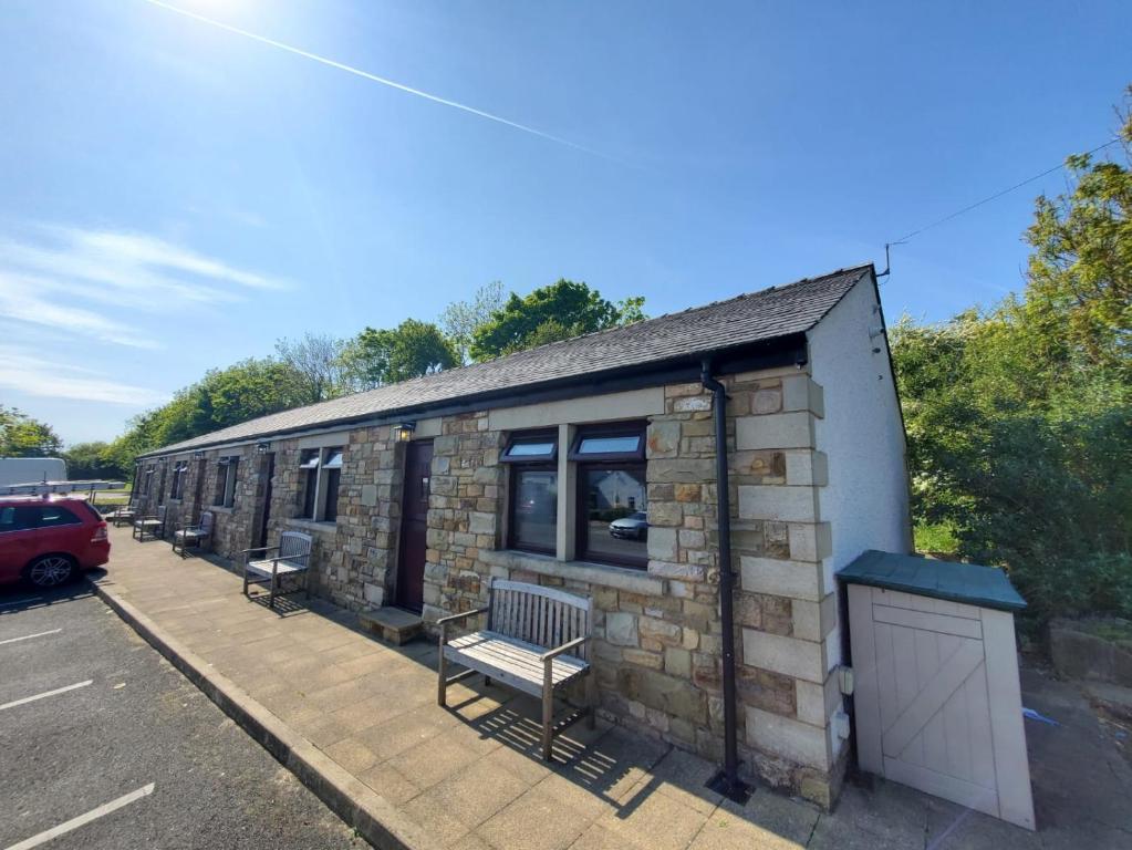 The Golden Ball Cottages photo 4
