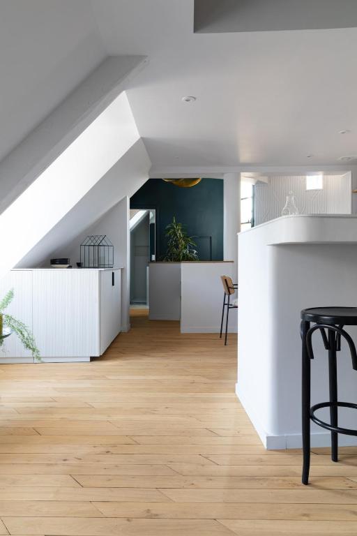 Mini loft in Notre Dame district, Île Saint-Louis, Paris - 2