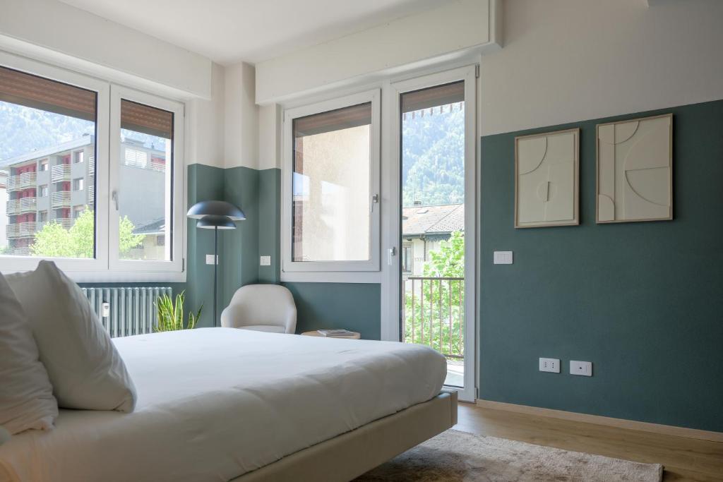 Prestige Main Apartment - Just 30 Seconds Walk to Bernina Express - 4