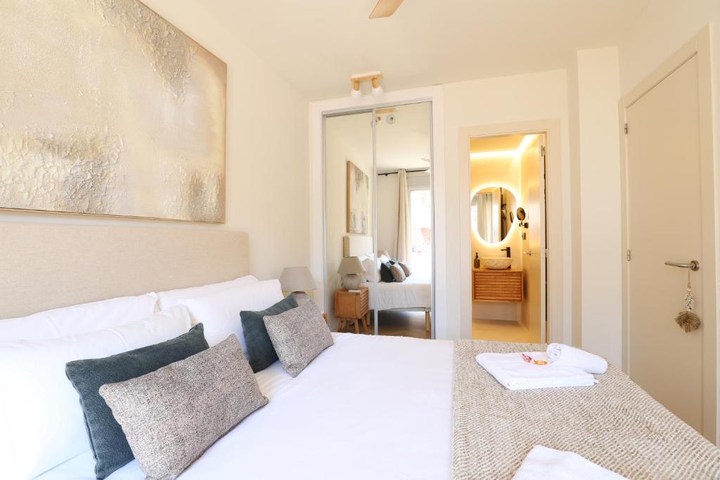 Encantador apartamento junto al Mediterraneo by Hometels - 1