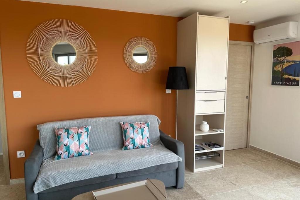 35m2 Sea View with Terrace beach by walk - 4