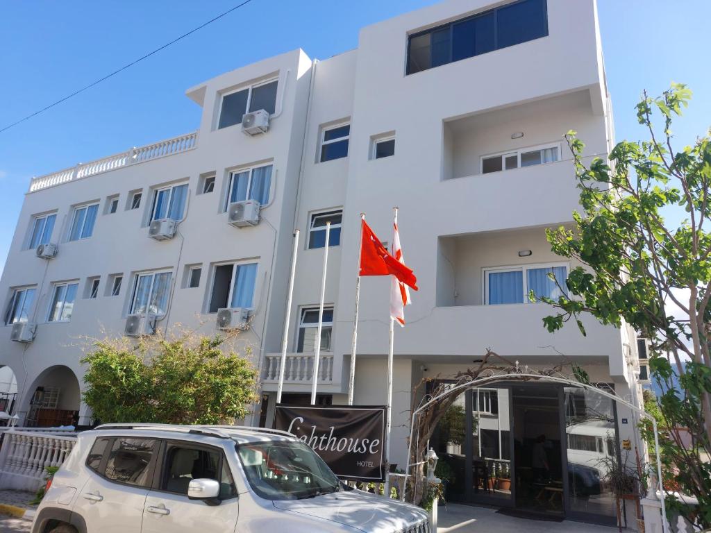 Lighthouse Suites by HolidayKeys, Kyrenia