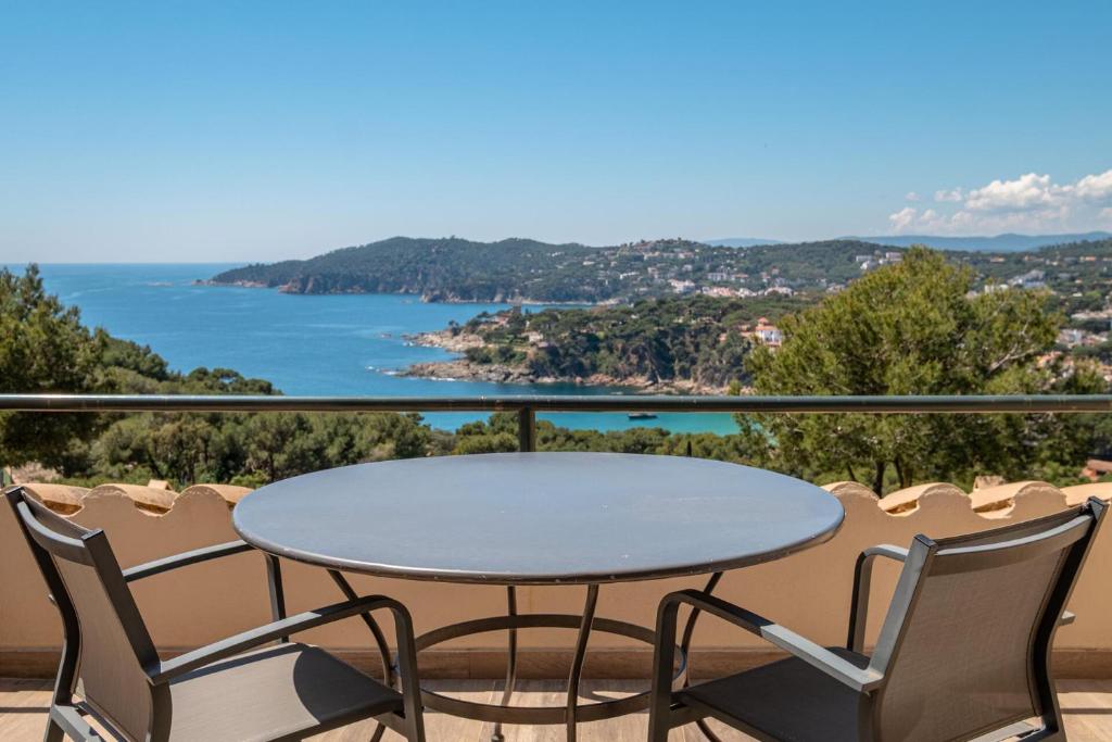 AL-7 Llafranc 8 PAX, Llafranc