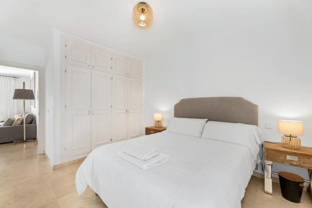 Cute Apartment in Benamara a few meters from the beach between Estepona &Marbella - 2