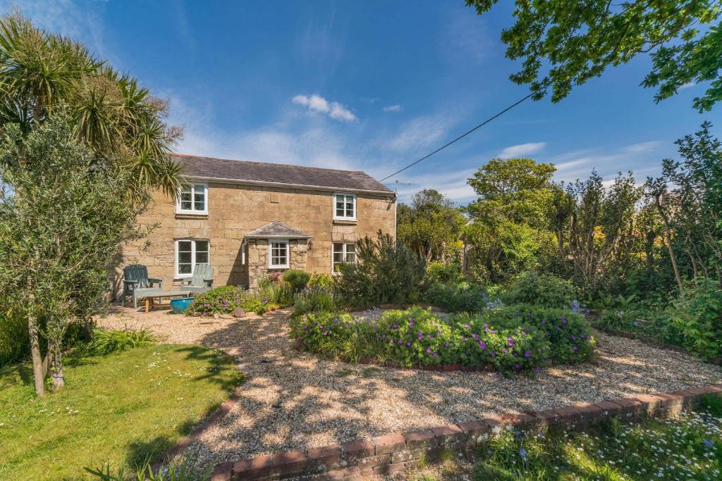 Matchells, Freshwater