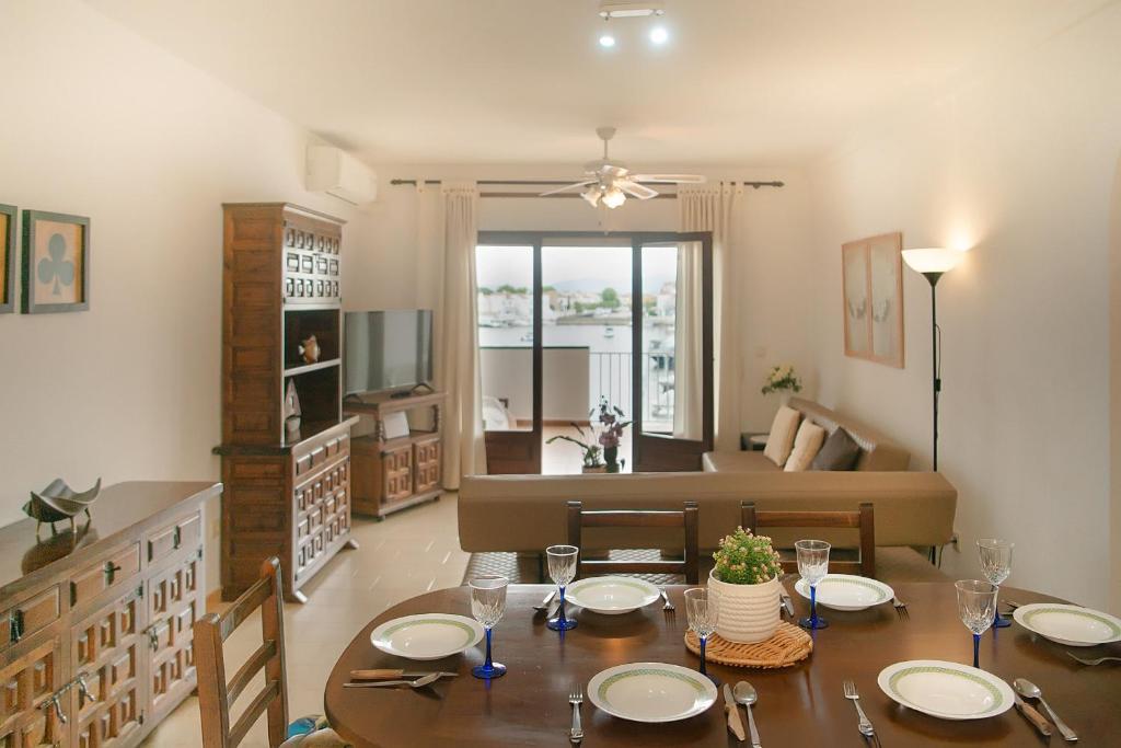 WELCS APARTAMENTO 243 EMP con terraza con vista - 3