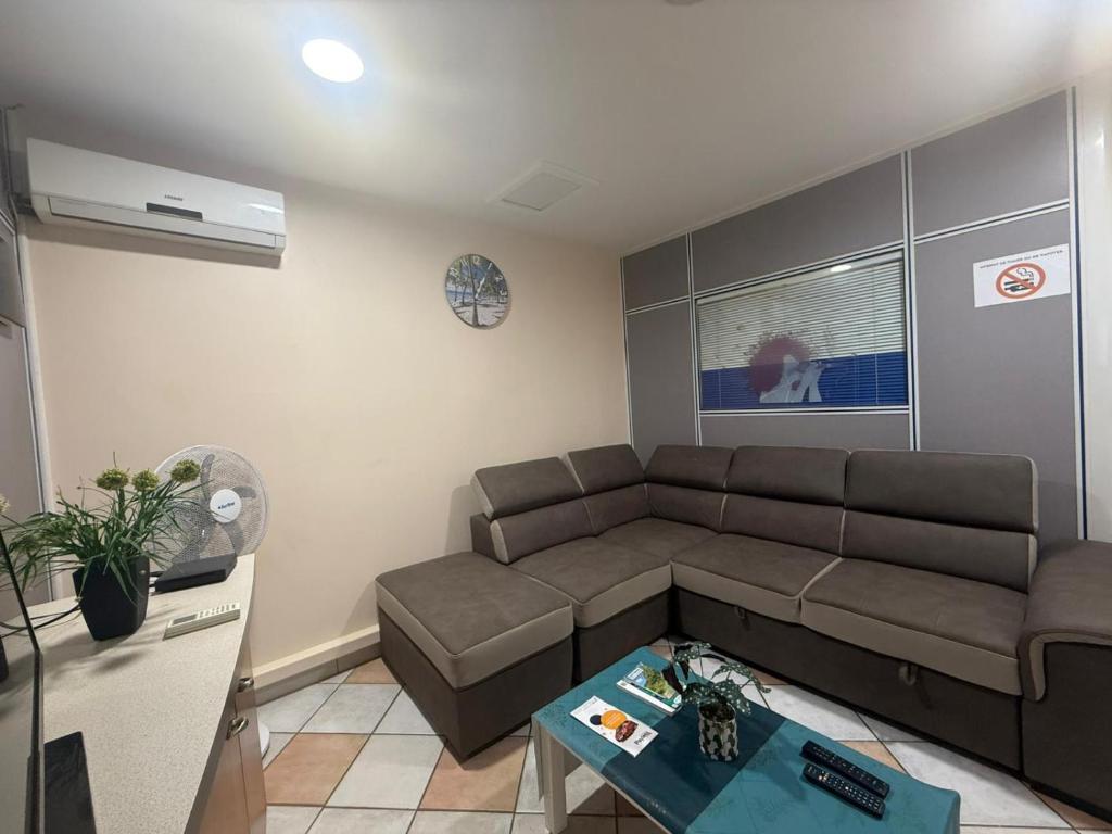 Améthyste 14, Le Diamant