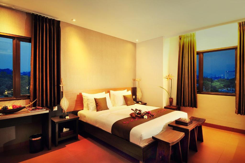 فندق سوكاجادي  (Sukajadi Hotel)