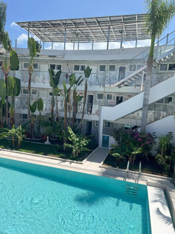 Apartment Hotel TABOGA — Hotel building in Playa del Ingles, Canary Islands