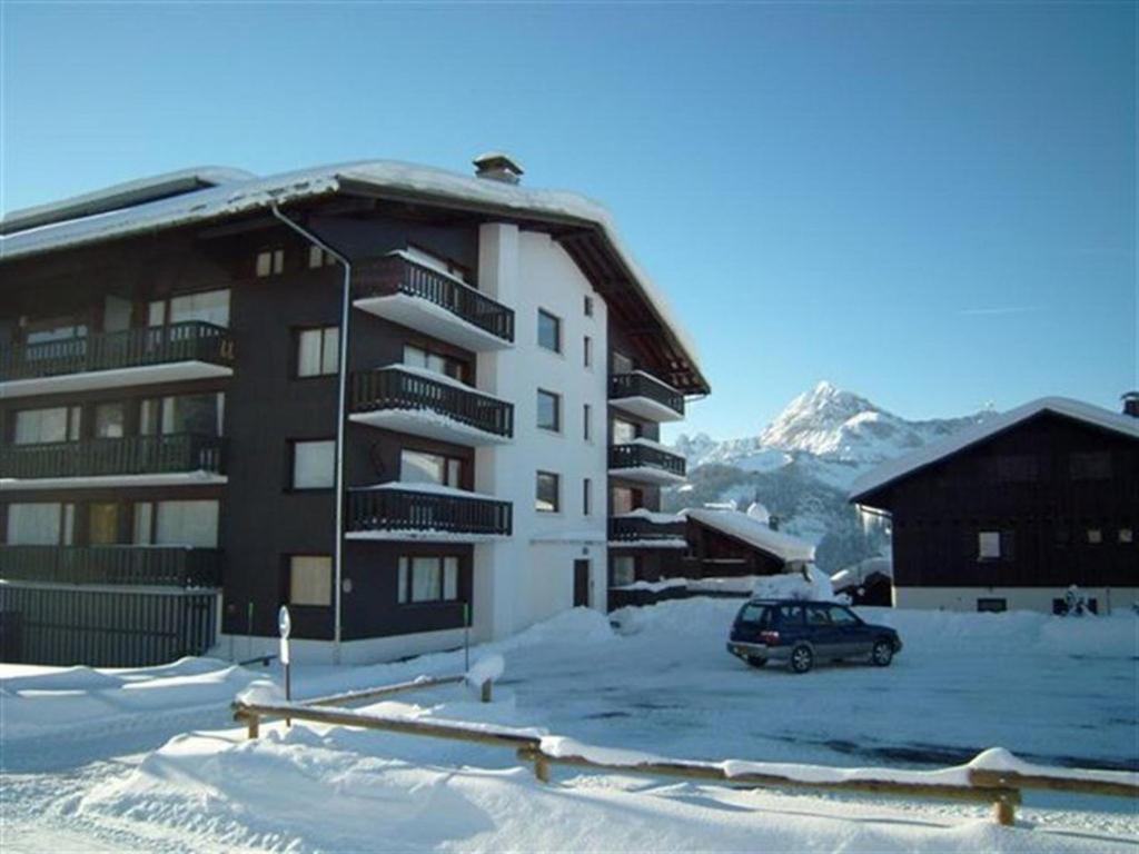 Appartement cosy 4 pers, au coeur de Crest-Voland, proche pistes, parking, balcon - 1