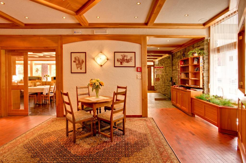 Hotel Parnass photo