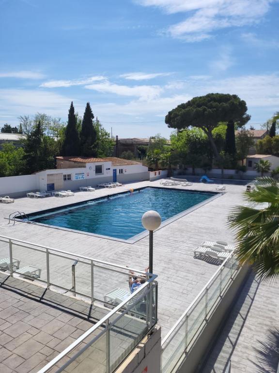 Camping Agde Mobil home 4 places , climatisé - 2