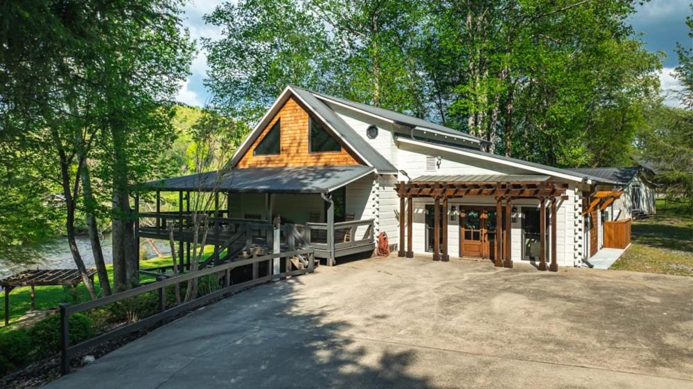 Toccoa Time, Blue Ridge