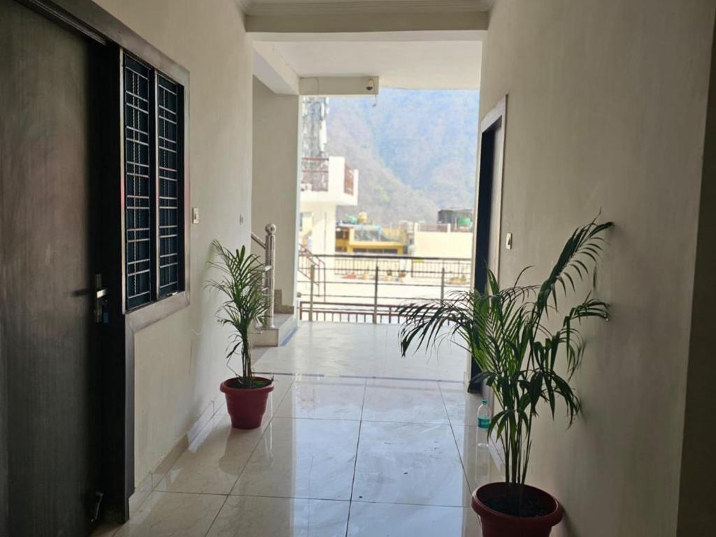 Lobby, HOTEL EXOTIC in Rishikesh