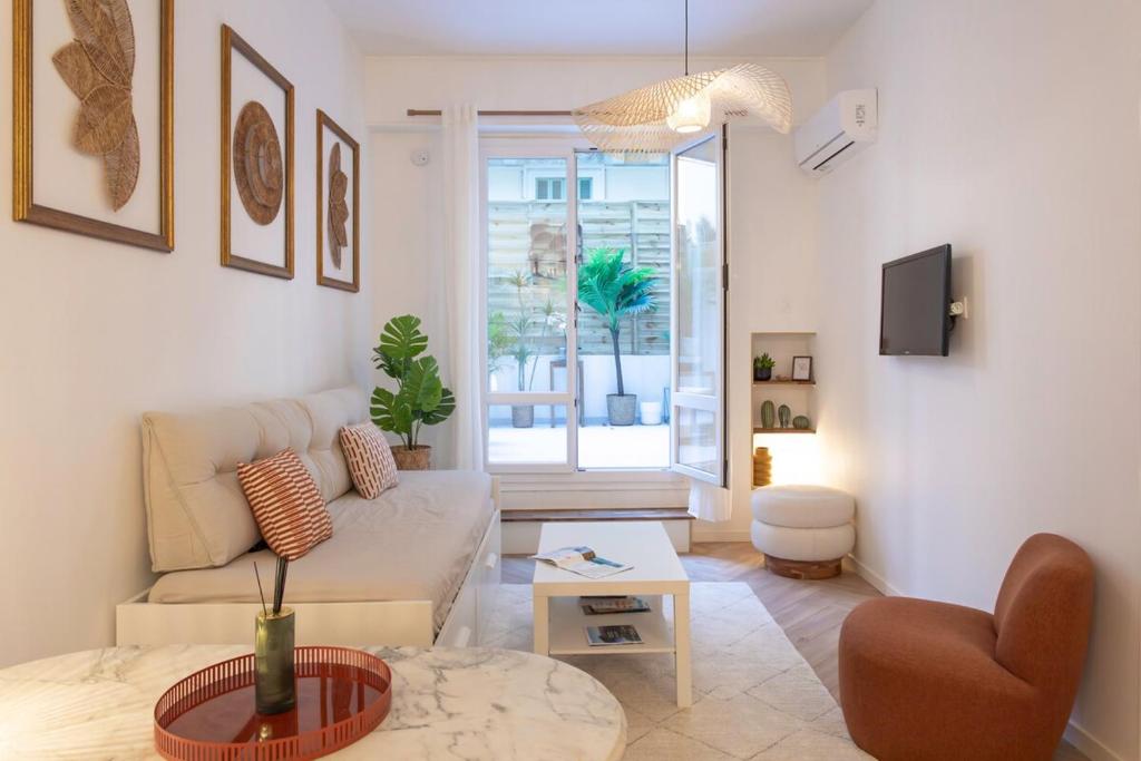 #55 Sun terrace AC & Wifi 10mins walk to Sea & oldtown, Nice