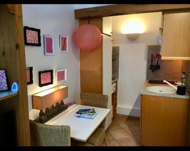 Annecy, studio Cosy - 8 rue carnot - 2