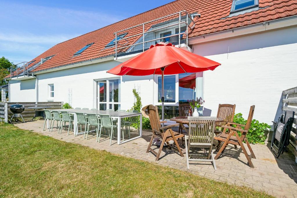 Nice Home In Ebeltoft With 4 Bedrooms And Internet, Ebeltoft