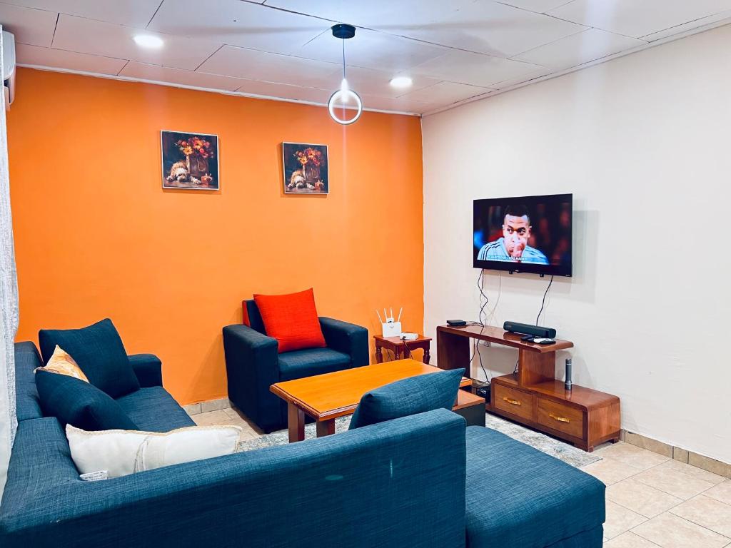 Tetsassi home, Yaoundé