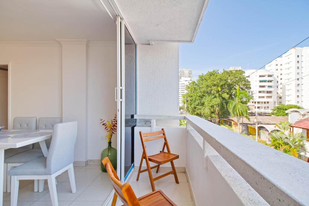 Hermoso apartamento en manga piso 3 - 4