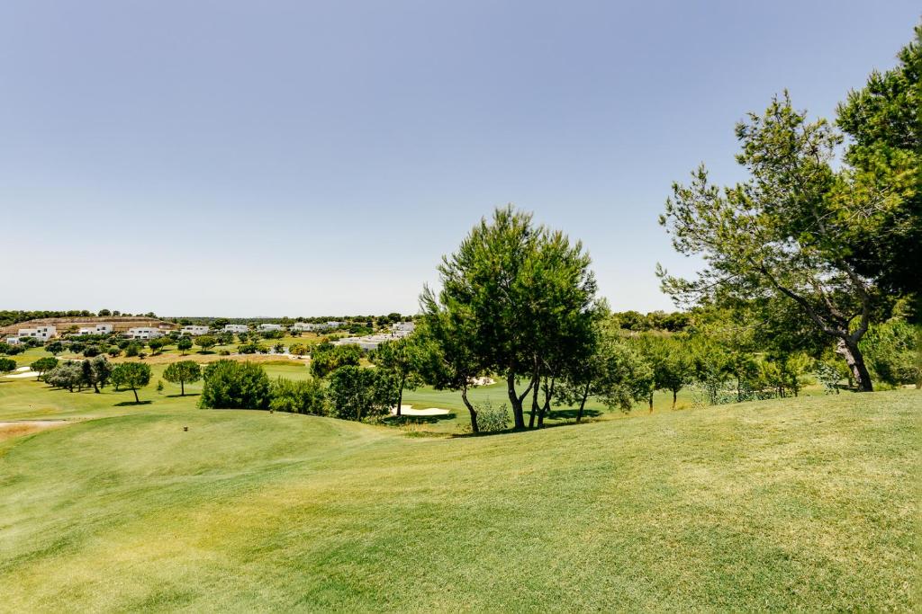 Las Colinas Golf & Country Club - 5