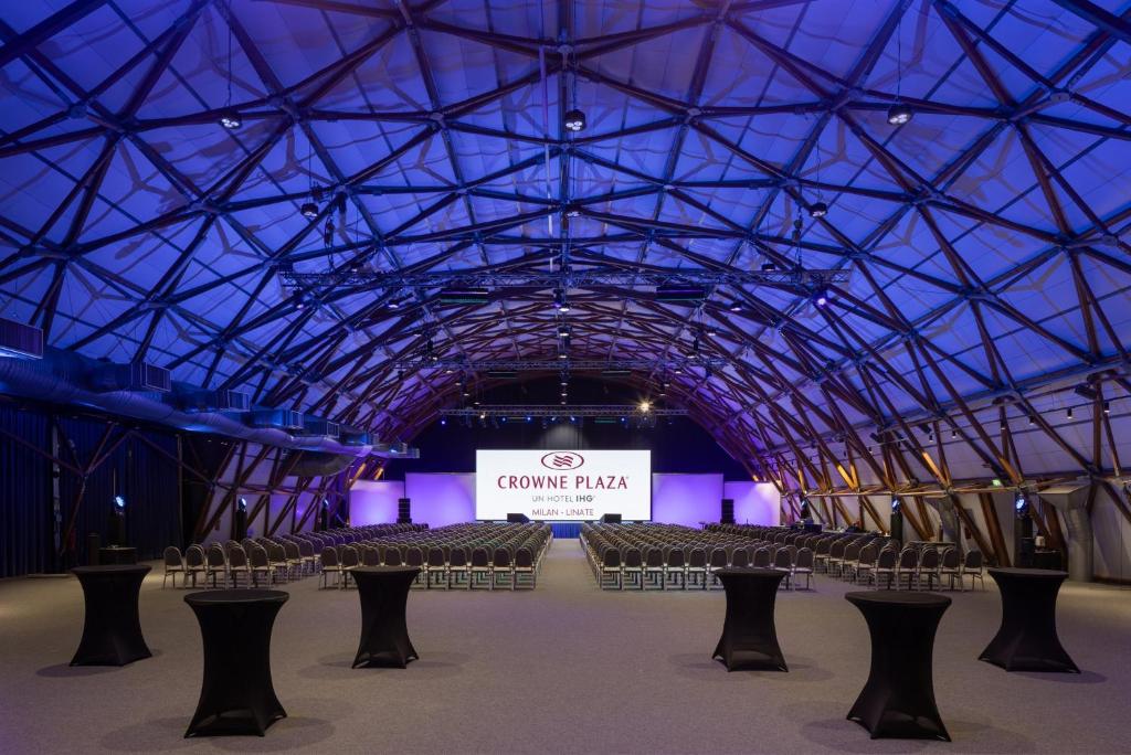 غرفة الاجتماعات/الاحتفالات