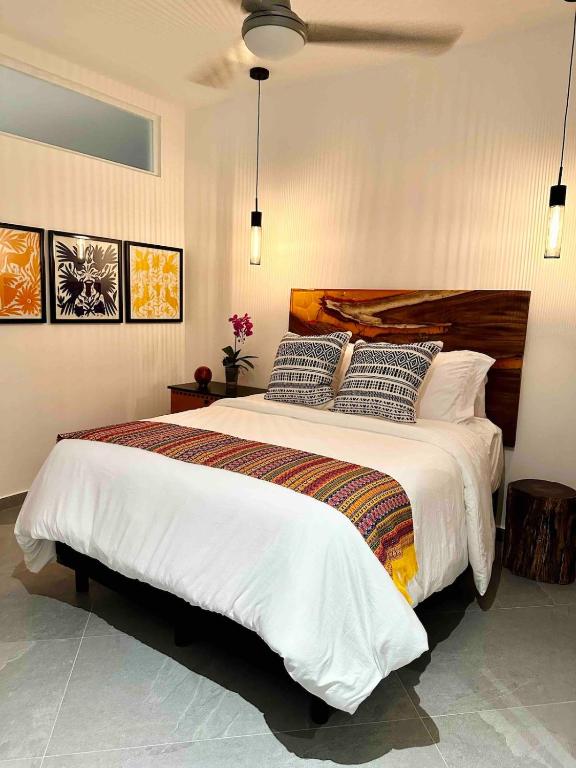 Casa Oro - Huge Penthouse & Terrace - Romantic Zone - 3 Bedrooms - 3 Bath - 5