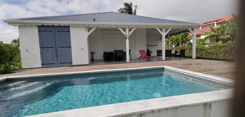 Villa de charmes, hotel in Capesterre-de-Marie-Galante