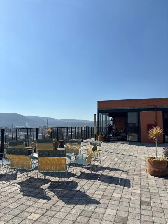 Departamento residencial con alberca y gym - 4